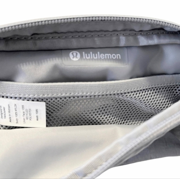NEW Lululemon Mini Everywhere Belt Bag with Long Strap - Picture 7 of 10